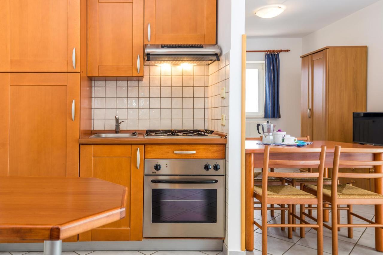 Apartments With A Parking Space Moscenicka Draga, Opatija - 7766 Bagian luar foto