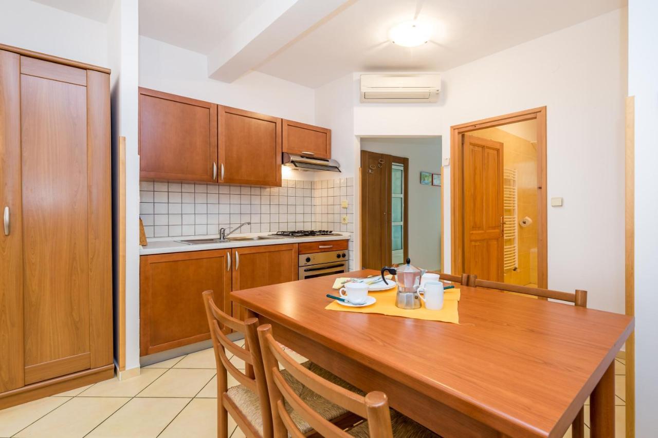 Apartments With A Parking Space Moscenicka Draga, Opatija - 7766 Bagian luar foto