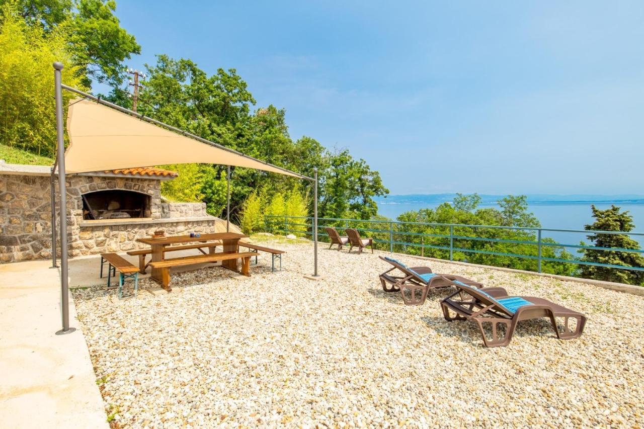 Apartments With A Parking Space Moscenicka Draga, Opatija - 7766 Bagian luar foto