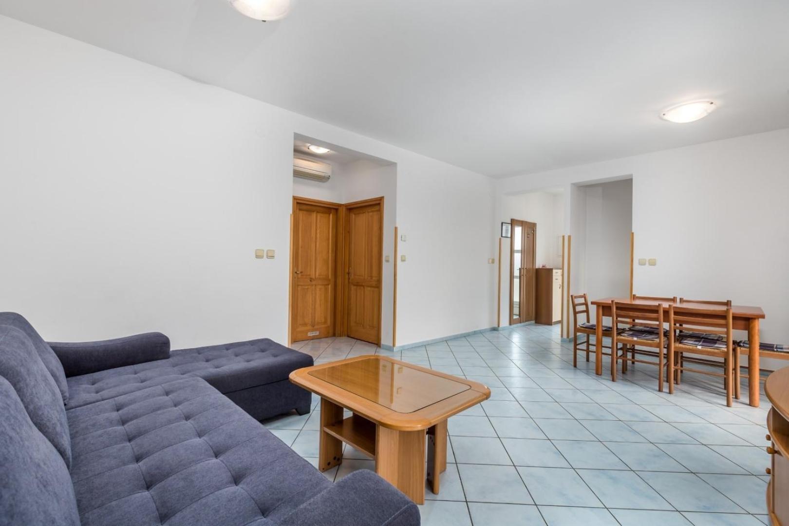 Apartments With A Parking Space Moscenicka Draga, Opatija - 7766 Ruang foto